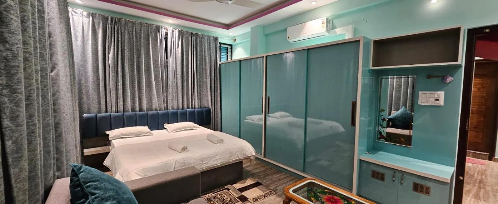 Krish Premium Service Apartment Mysore