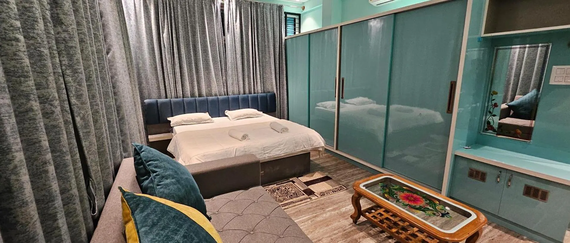 Krish Premium Service Apartment Mysore