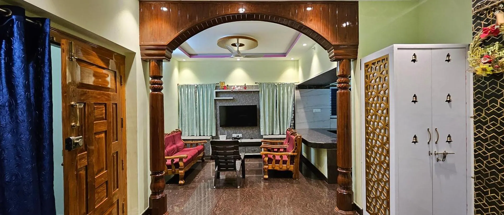 Krish Premium Service Apartment Mysore