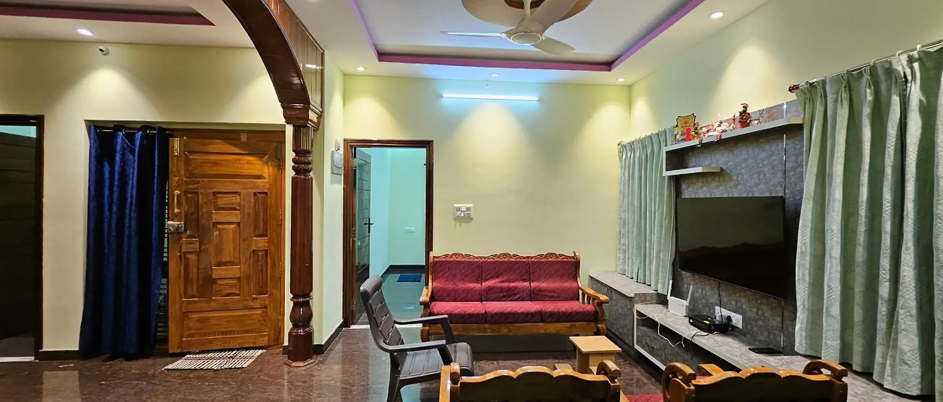 Krish Premium Service Apartment Mysore India