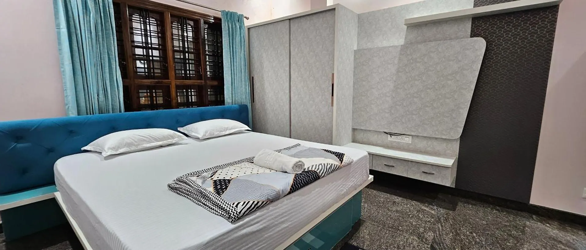 Krish Premium Service Apartment Mysore