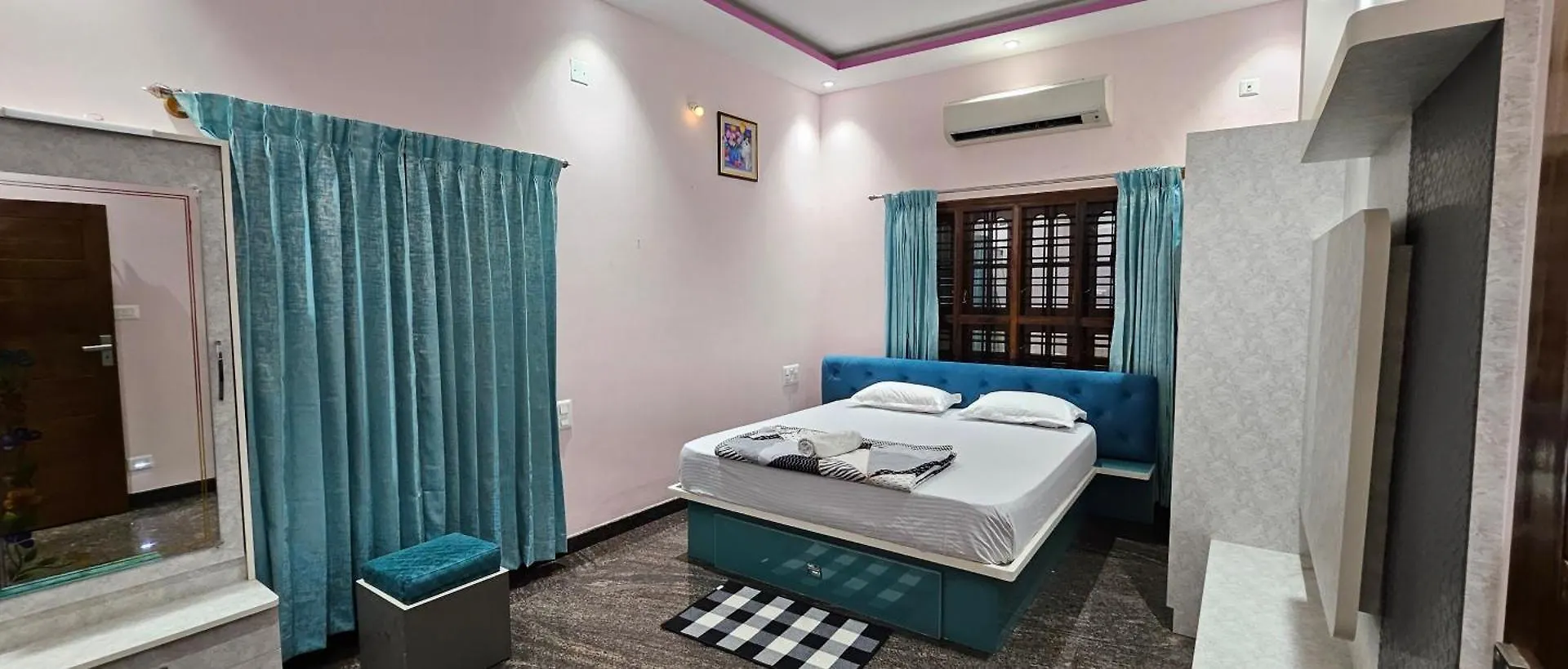 Krish Premium Service Apartment Mysore